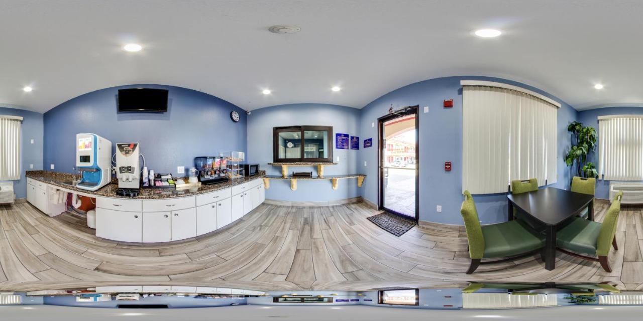 Scottish Inns & Suites Iah Airport-Beltway 8 Aldine Экстерьер фото